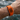 Bracelets en silicone orange légers et résistants portés par sportifs en surf, kayak et planche à voile